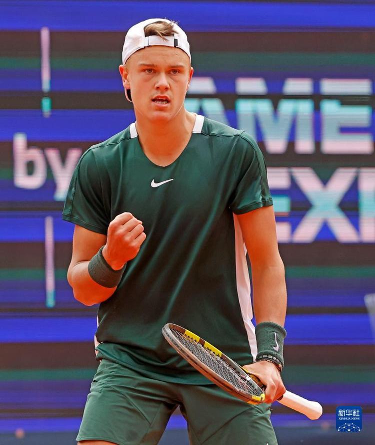 巴萨曾因盲 巴萨曾因盲